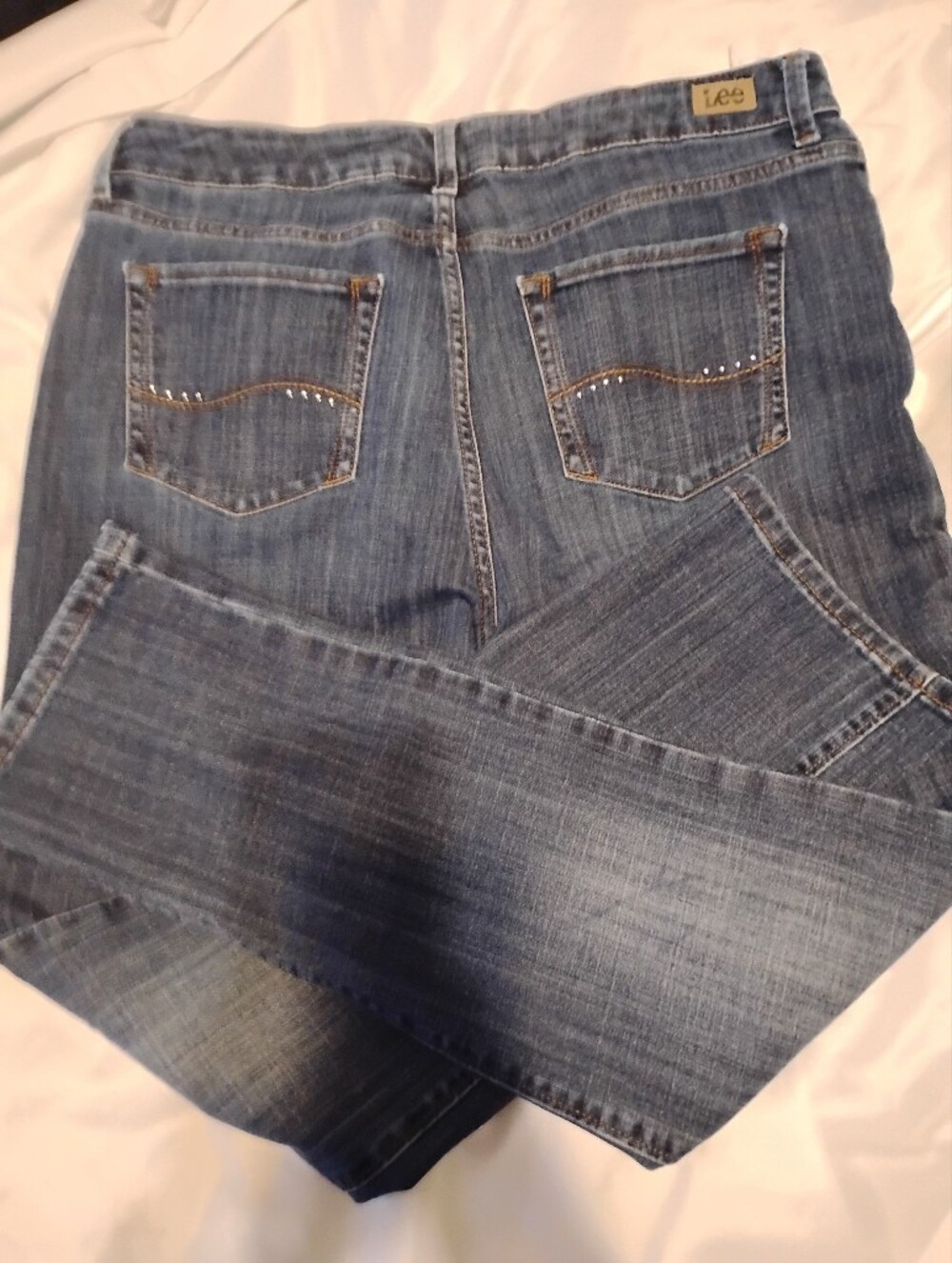 Lee Women's Straight Leg Jeans in Medium Blue Wash